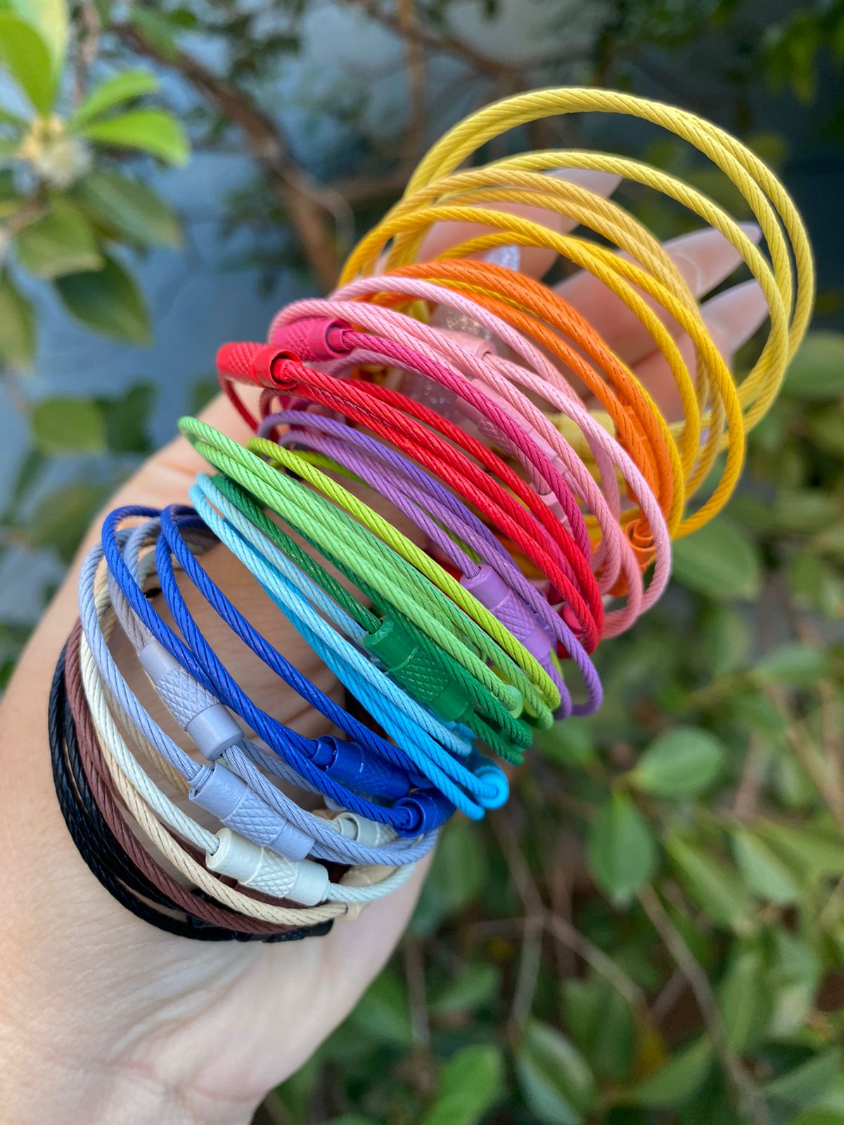 Kit 10 chaveiros cabo de aço Colorido - aleatório